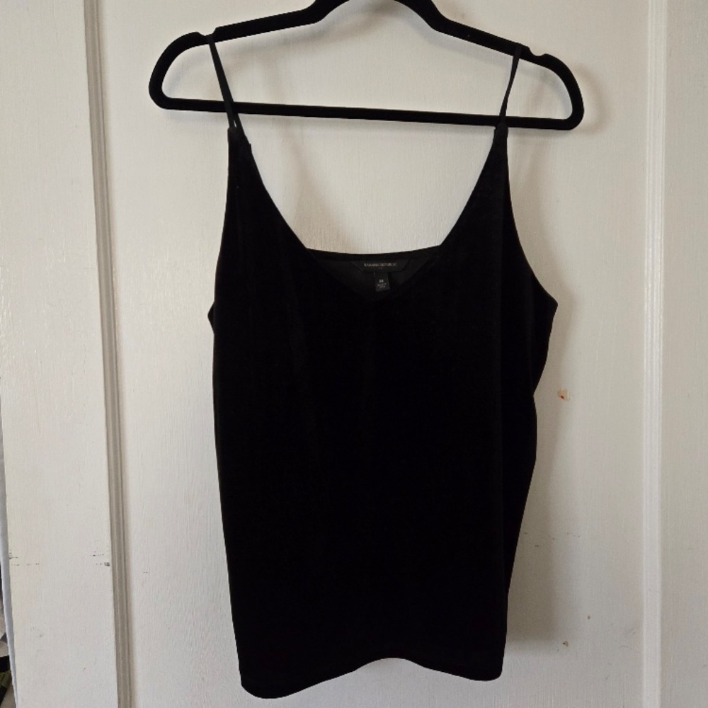 banana republic black velvet camisole - Size Medium